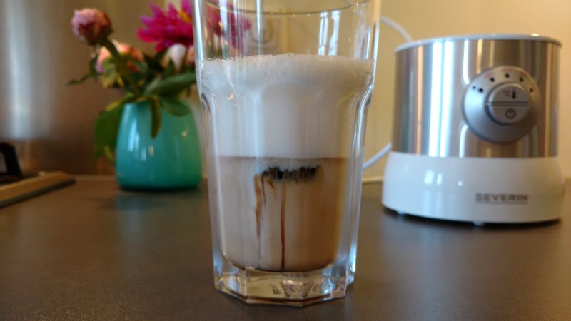 Eiskaffee Rezept mit Milchschaum